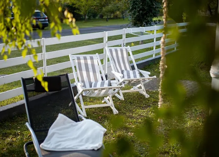 White House Дом отдыха *